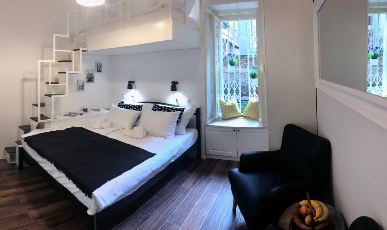 Mely Apartment In The City Center Загреб Екстериор снимка