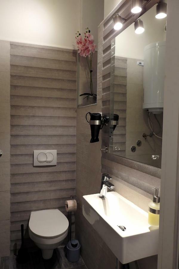 Mely Apartment In The City Center Загреб Екстериор снимка