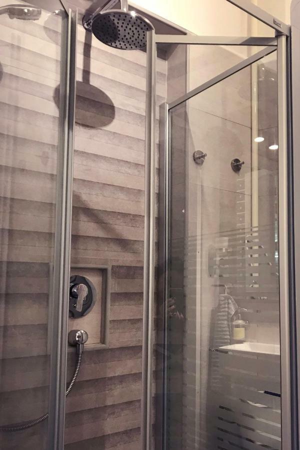 Mely Apartment In The City Center Загреб Екстериор снимка