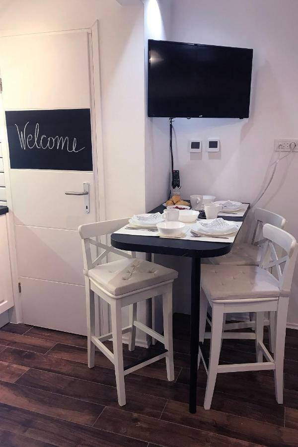 Mely Apartment In The City Center Загреб Екстериор снимка