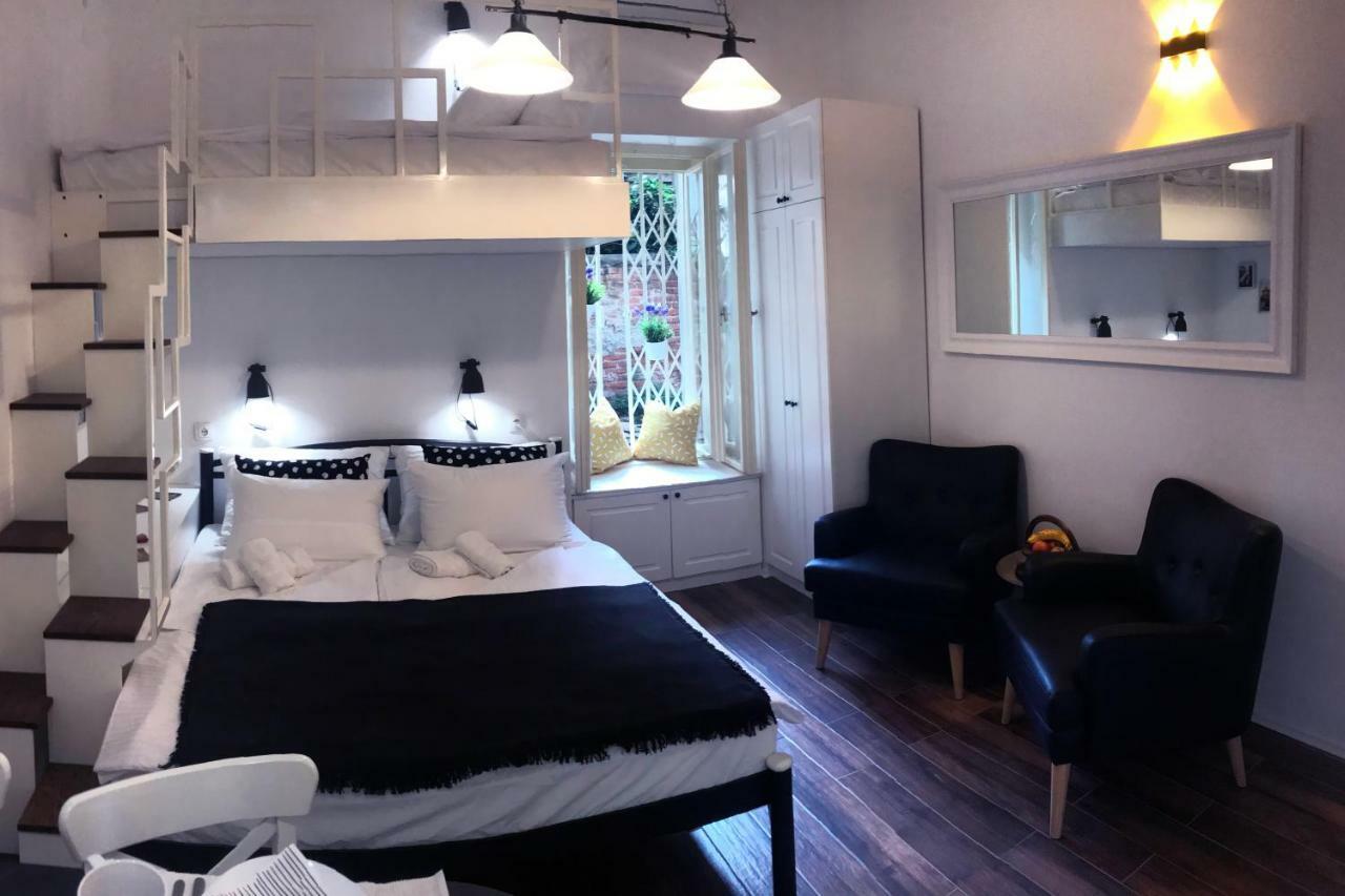 Mely Apartment In The City Center Загреб Екстериор снимка